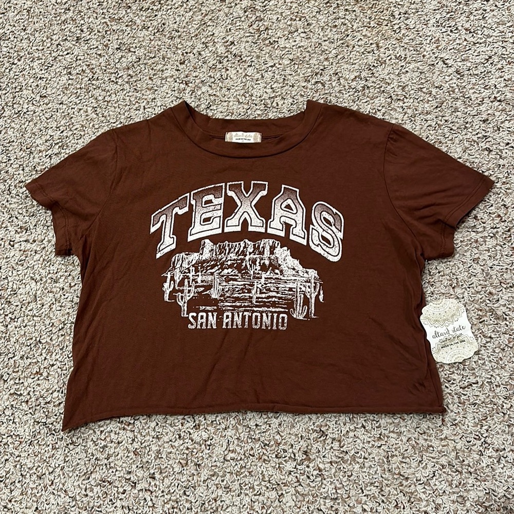 Altar’d State Texas Crop Top NWT